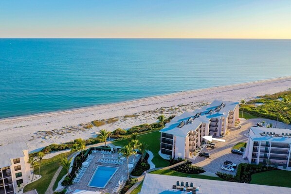 Exterior - Sundial A203 - Stunning, Gulf Front, 1 bedroom Condo on Sanibel Island! (Sanibel)