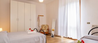 'Via Gorizia 8 - Yellow' Apartment with Shared Garden, Wi-Fi and Air Conditioning