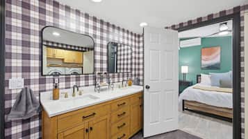 3 sovrum, skrivbord och wi-fi