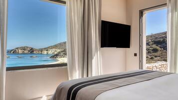 Deluxe Two Bedroom Suite Panoramic Sea View | Beach/ocean view