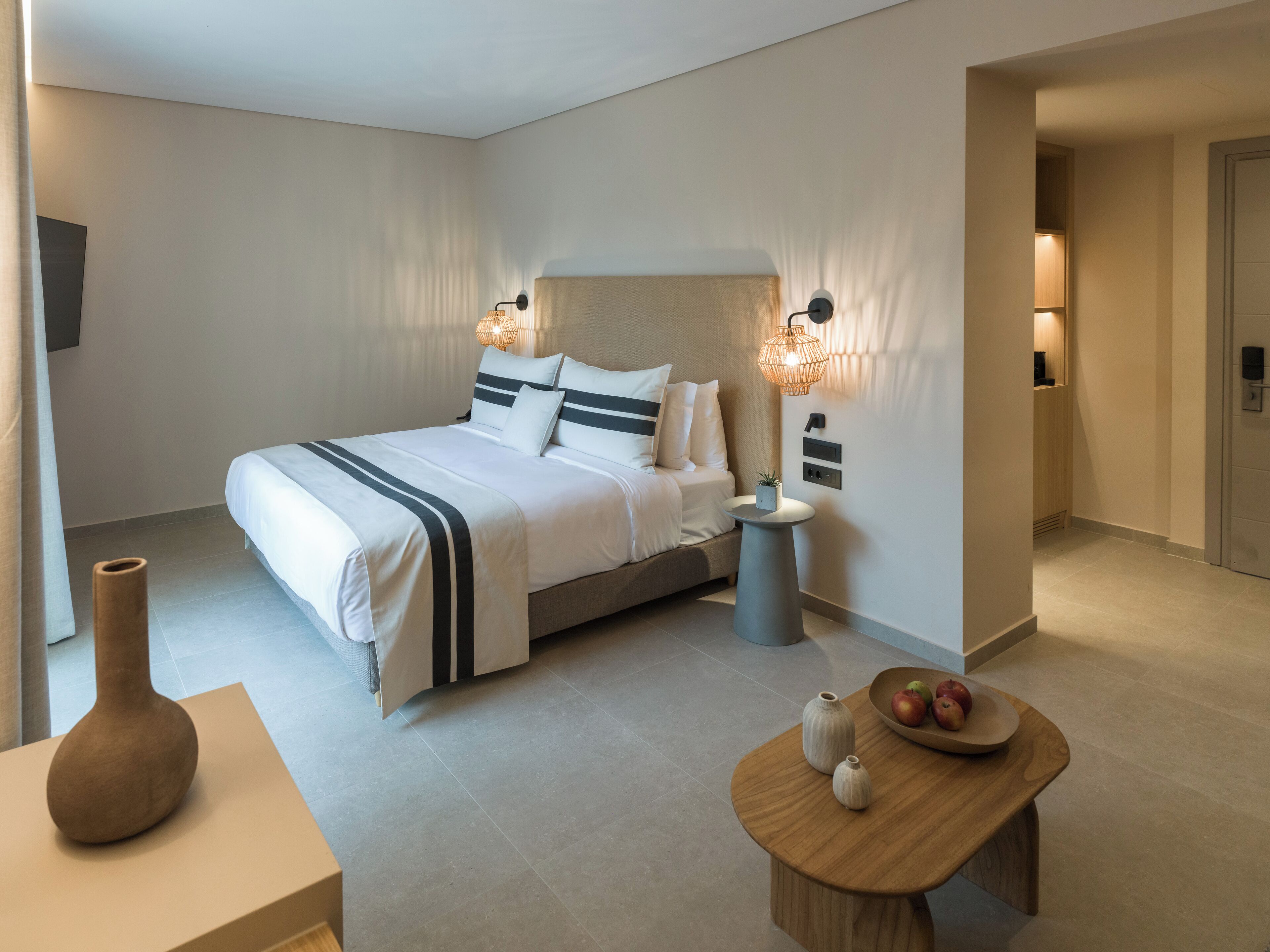 Junior Suite, 1 King Bed with Sofa bed, Private Pool, Sea View | In-room safe, blackout curtains, soundproofing, free WiFi