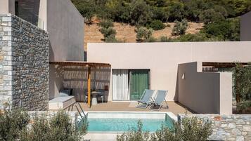 Junior Suite, 1 King Bed with Sofa bed, Private Pool, Sea View