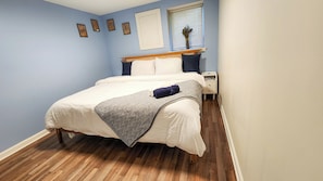 Fer et planche à repasser, Wi-Fi gratuit, draps fournis