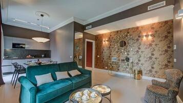 Deluxe-Apartment, Stadtblick | Wohnbereich