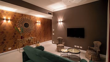 Deluxe appartement, uitzicht op stad | Woonruimte