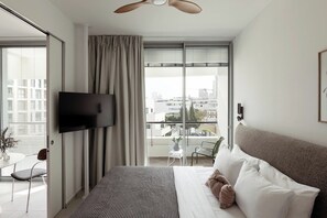 One-Bedroom Apartment with Balcony | Ilmainen Wi-Fi