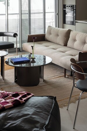 Living room - Mr Bialik - By TLV2GO (Tel Aviv)