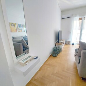 Living area - Noeli Apartment by MPS (Athina)