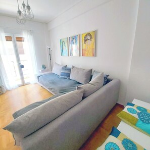 Living area - Noeli Apartment by MPS (Athina)
