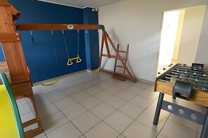 อพาร์ทเมนท์ | ห้องเกม