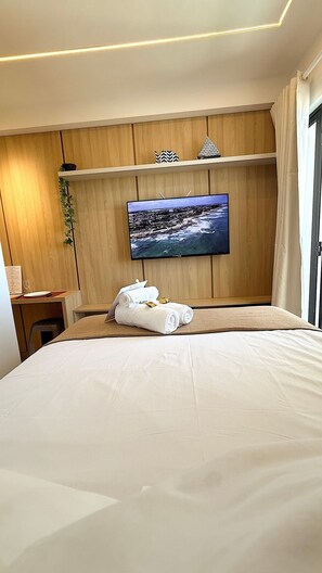Appartement Deluxe | Bureau, espace de travail pour ordinateur portable, Wi-Fi gratuit