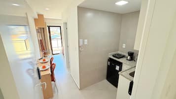 Comfort Studio | Dapur peribadi | Peti sejuk, ketuhar gelombang mikro, dapur