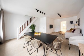 Interior - Inviting 5-Person Duplex in Vibrant Antwerp (Antwerpen)