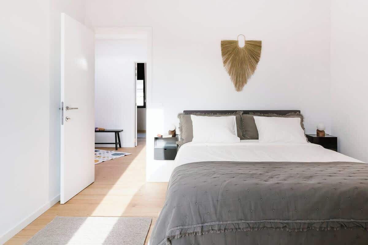 4 slaapkamers, een bureau, reisbedje, wifi