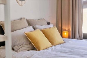 1 室のベッドルーム、旅行用ベビーベッド、WiFi、ベッドシーツ