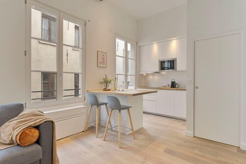 Chic 1-BR in Antwerp's Center