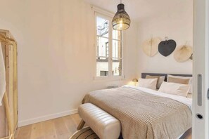 Room - Chic 1-BR in Antwerp's Center (Antwerpen)