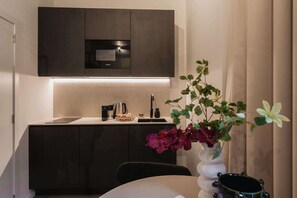Private kitchen - Charming Suite with Terrace (Antwerpen)