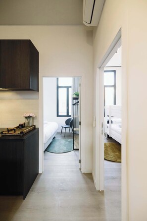 Room - Bright 2-Bedroom Getaway for up to 6 Guests (Antwerpen)