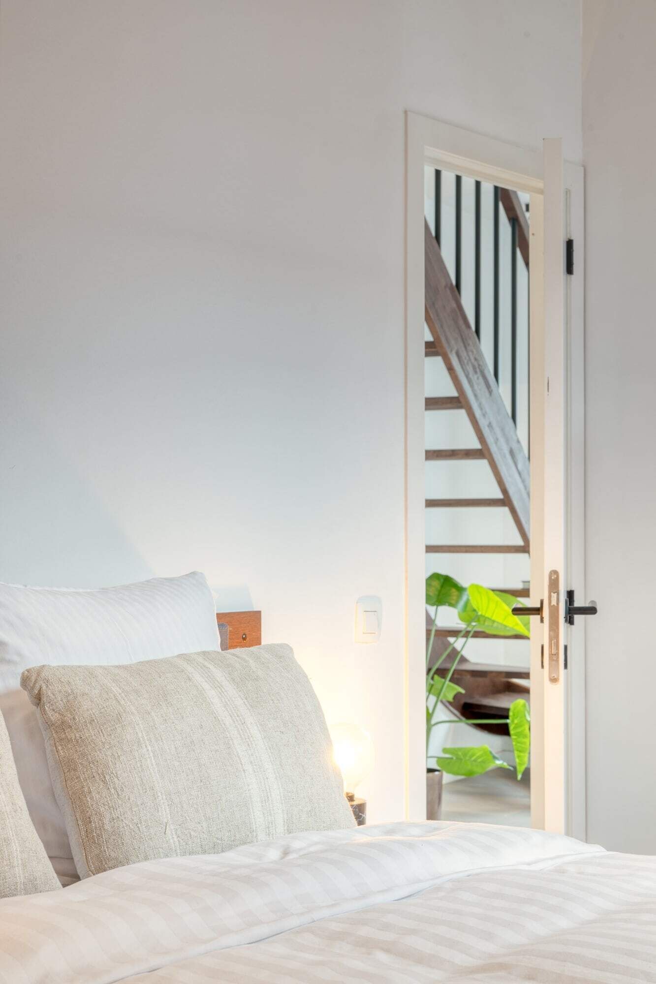 Desk, iron/ironing board, travel crib, WiFi