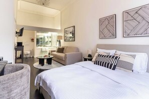 Desk, travel crib, WiFi, bed sheets