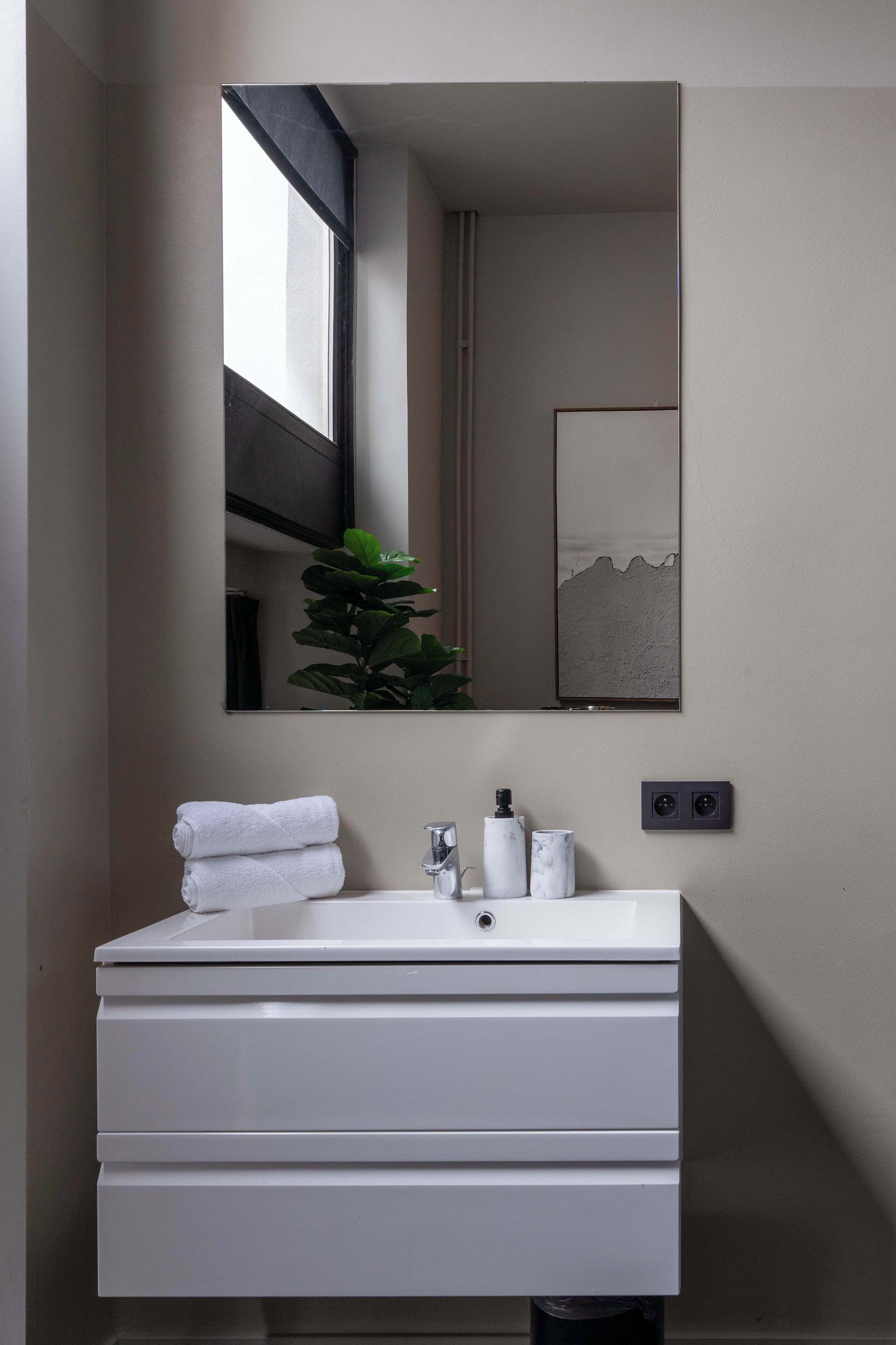 淋浴设施、吹风机