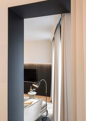 Interior - Secret & private suite with timeless elegance (Antwerpen)