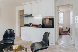 Køleskab, ovn, kogeplade, opvaskemaskine