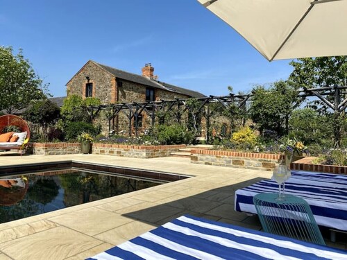 Exclusive Private Luxury Countryside Estate | Pool & Hot Tub