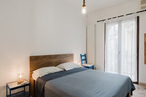 Strykejern/-brett og sengetøy