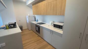 Apartment, 2 Bedrooms, Accessible, Balcony | Interior