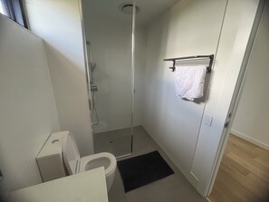 Apartment, 2 Bedrooms, Accessible, Balcony | Bathroom - Brand new 2br Apartments (Adelaide)