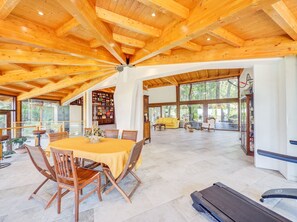 Dining - Ferienvilla mit privatem Pool by Interhome (Trecastagni)