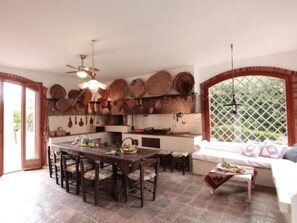 Dining - für 12 Personen in Syrakus by Interhome (Fontane Bianche)