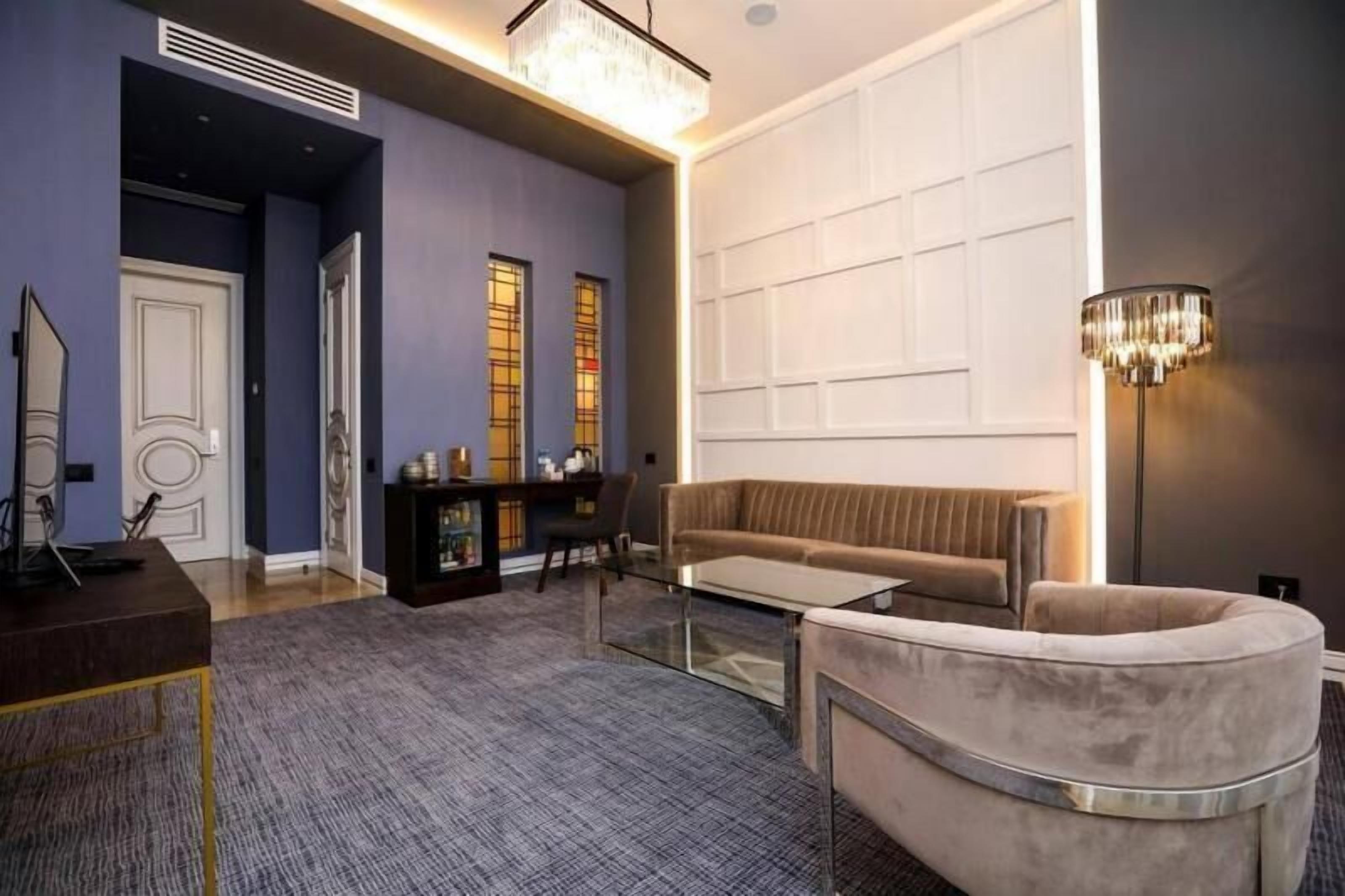 Quarto casal ou duplo luxo | Cofres nos quartos, Wi-Fi de cortesia