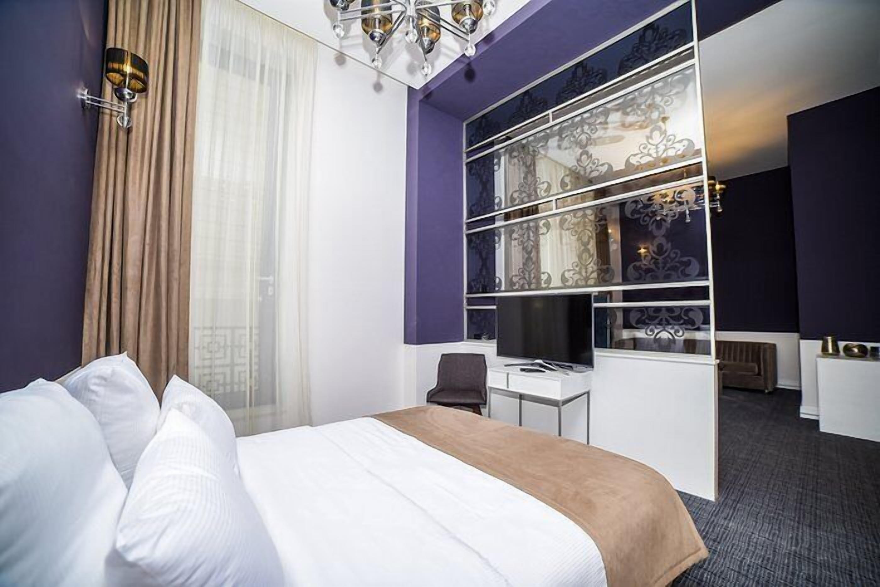 Deluxe Double or Twin Room | In-room safe, free WiFi