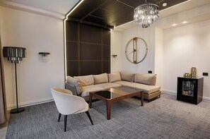Luxury Room - Aghababyans Hotel (Yerevan)