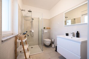 Shower, towels - Villa Carmen Zadarvillas (Sukosan)