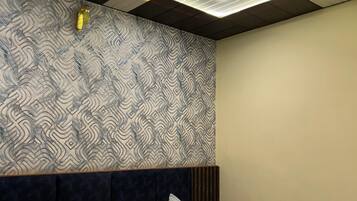 Executive Room | Free WiFi