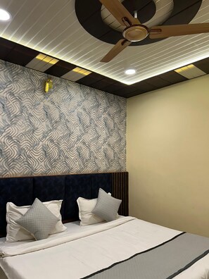 Executive Room | Free WiFi - Hotel Triple Three (Jaipur)