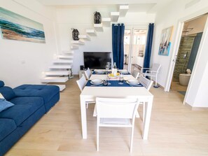 Interior - Schwimmbad, elegant, in Strandnähe by Interhome (Calabernardo)