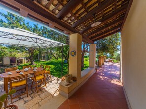 Outdoor dining - Ferienvilla 'Mamma Ginevra' mit privatem Pool by Interhome (Scicli)
