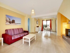 TV - Gemütliche Wohnung in Punta Secca mit Grill und Garten und Neben dem Strand by Interhome (Punta Secca)