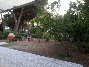 Property grounds - Charmante Wohnung mit Privatparkplatz by Interhome (Capoliveri)