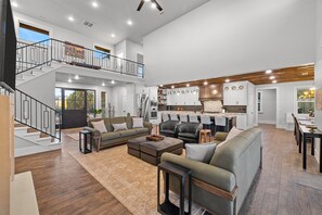 Téléviseur connecté, foyer