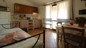 Dining - Haus in Torre Dei Corsari mit Privatparkplatz by Interhome (Torre dei Corsari)