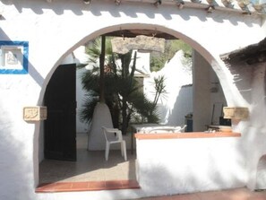 Property grounds - Beschreibung by Interhome (Castiadas)