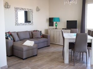 Living area - Villa mit Meerblick by Interhome (Agrustos)