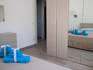 Internet - Villa mit Meerblick by Interhome (Agrustos)