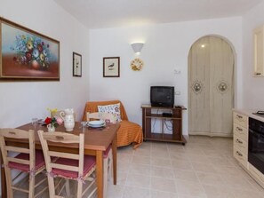 Interior - 'Kirschbaum' by Interhome (Martina Franca)